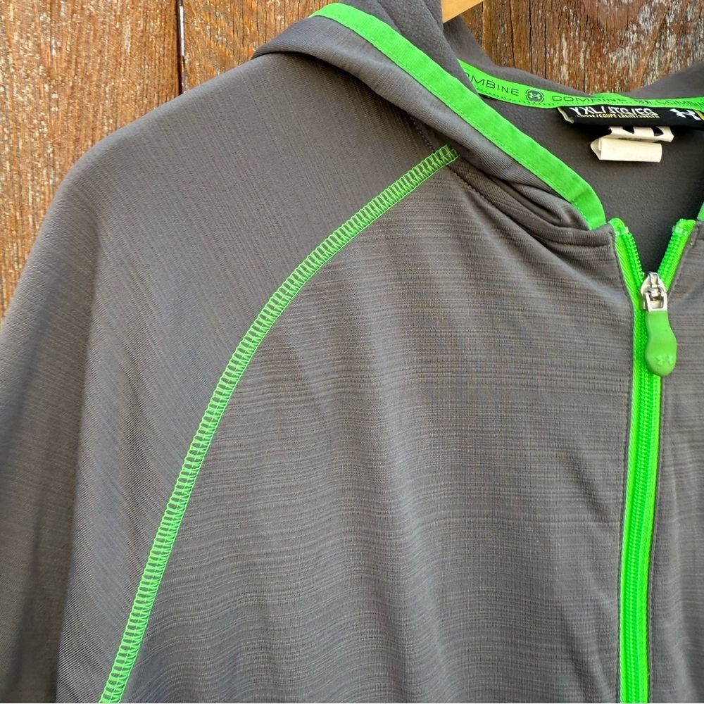 Under Armour Boys Gray Neon Green Full Zip Lightweight Sweatshirt Loose Size XL - Picture 4 of 9